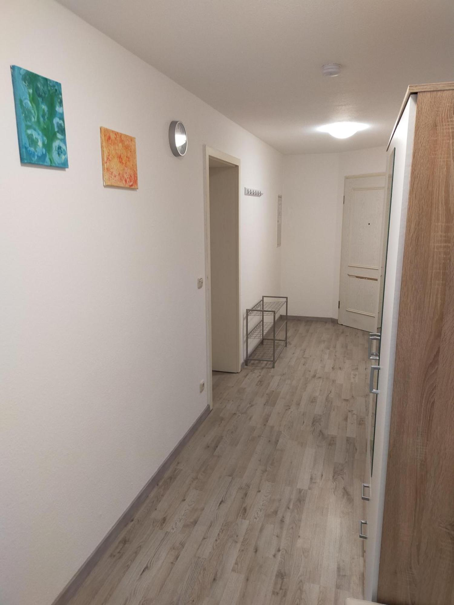 Flex Aparts - Grosse, Moeblierte Wohnung In Zwickau Mit 2 Zimmern Exterior photo